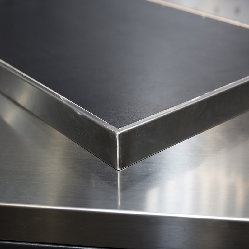 GLG6000A PRO Atelier approfondi avec établi en acier inoxydable de 690 mm de profondeur, armoires à outils de garage, rangement